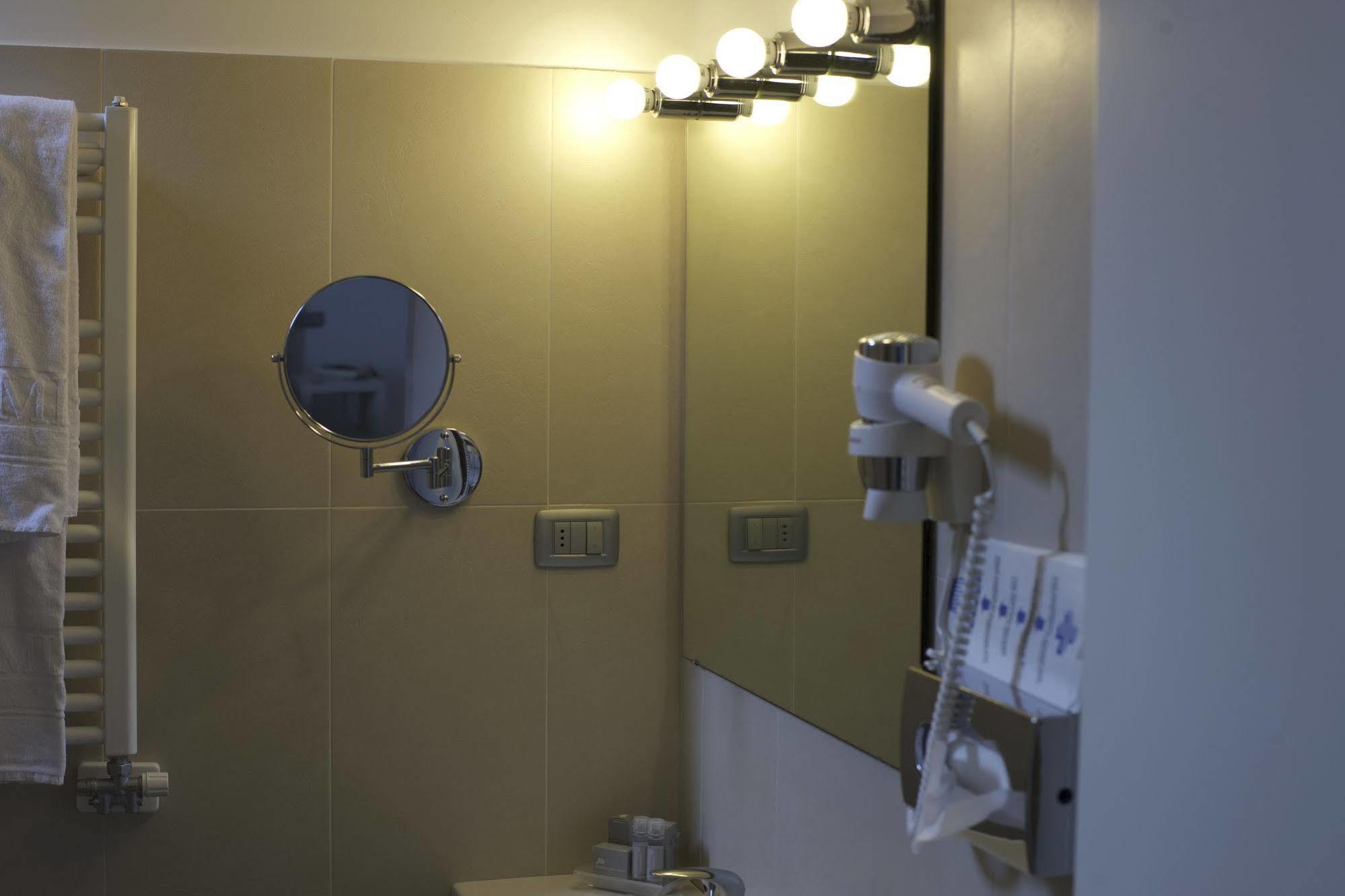 Motel Strahan Zewnętrze zdjęcie