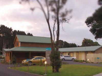 Motel Strahan Zewnętrze zdjęcie